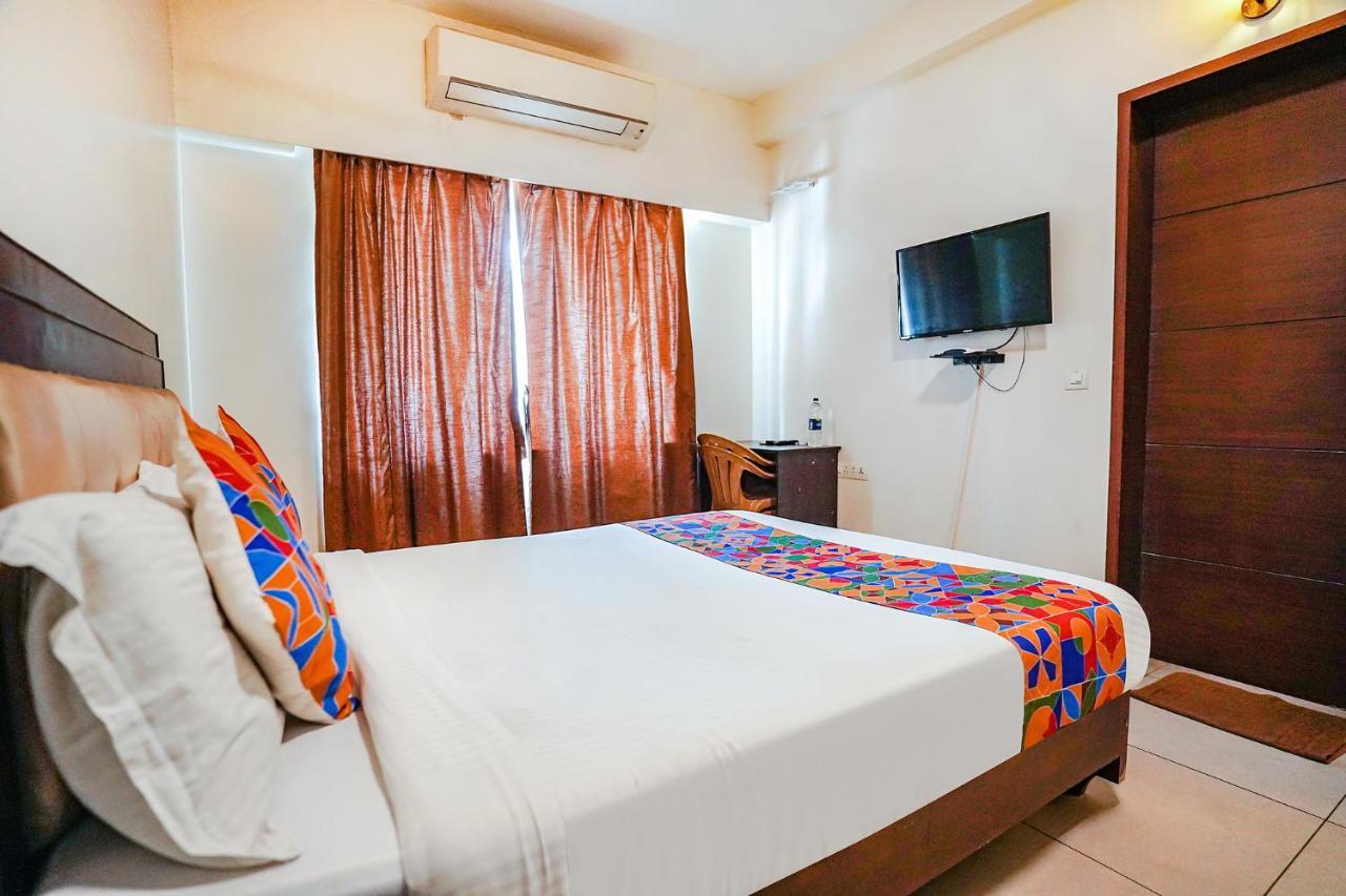 Fabhotel Home Tree Service Apartment - Nr Anna Tower Chennai Exterior foto